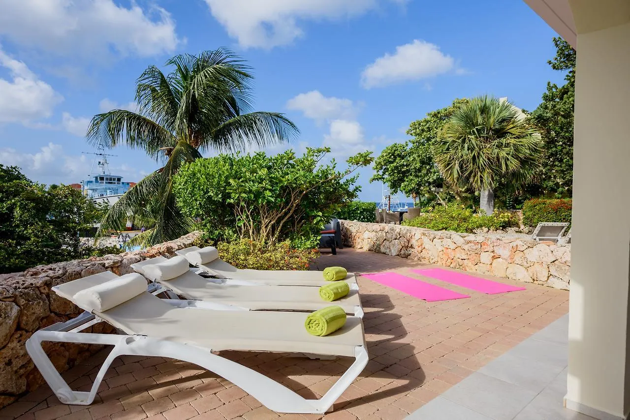 Ocean Sky Apartments Willemstad